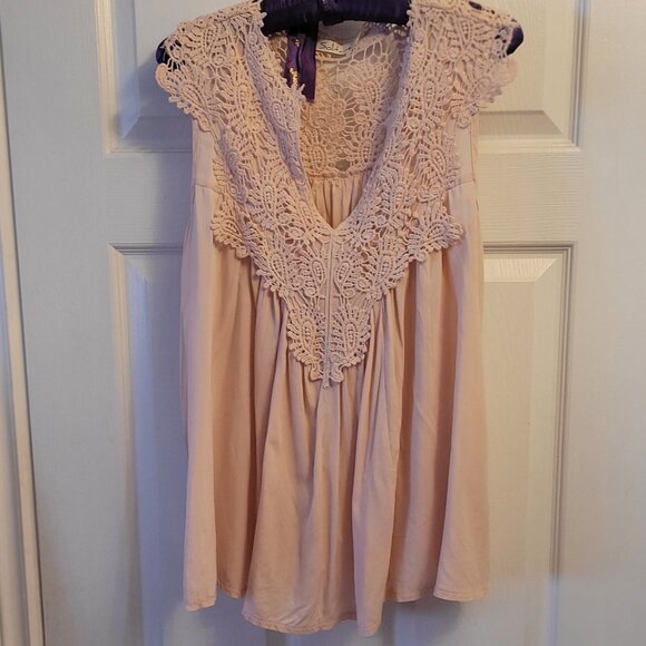 Solitaire Sleeveless Pink Blush Blouse with Crochet Detail - Picture 1 of 7